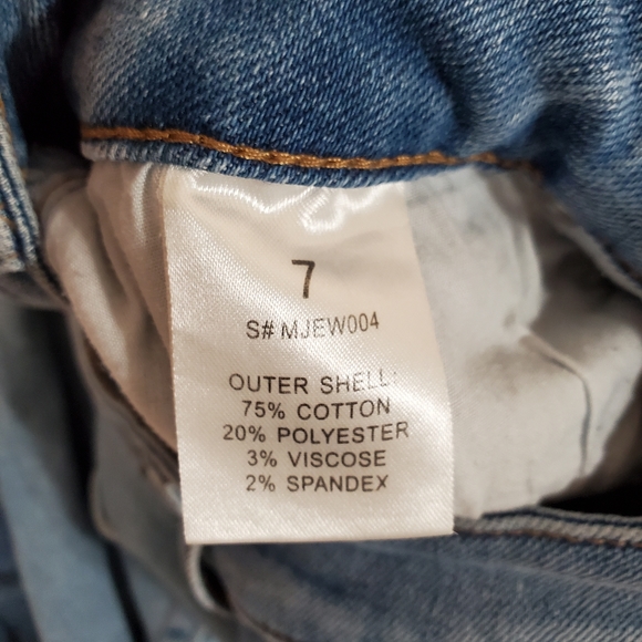 💟 Design by Olivia Blue High Rise Cropped Ankle Jeans 7 - Picture 8 of 8